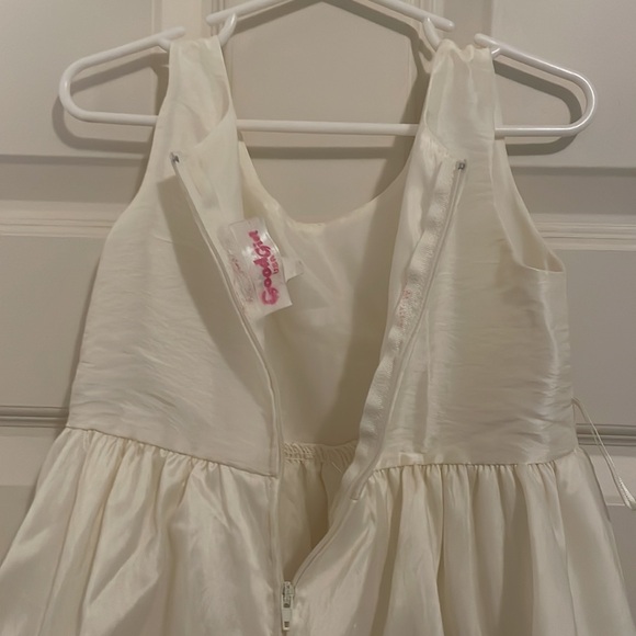 Cream White Flower Girl Dress - Elegant like NEW! worn once- Size 4-5 - Picture 8 of 12